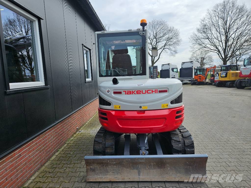 Takeuchi TB250-2 stage V Minigraafmachines < 7t