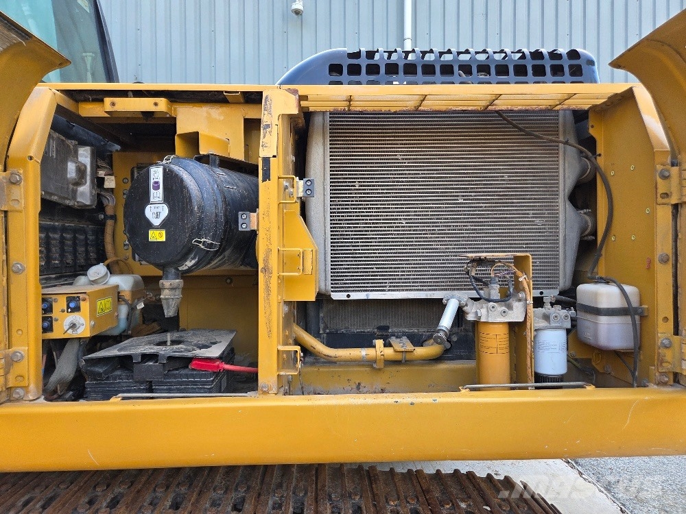 CAT 324DL Excavadoras de cadenas