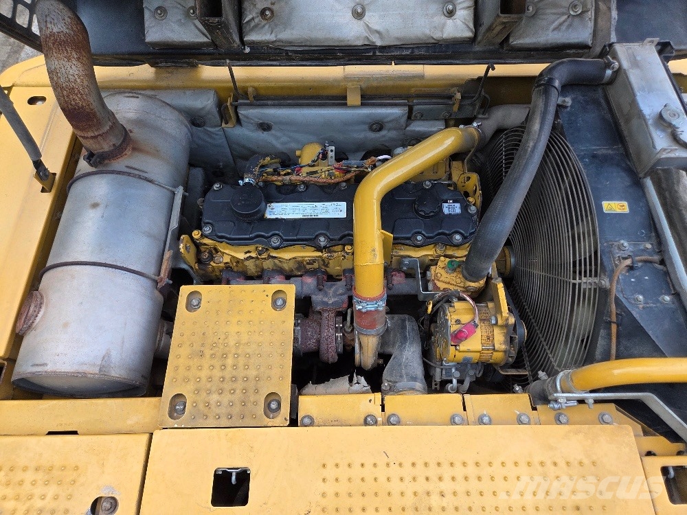 CAT 324DL Excavadoras de cadenas