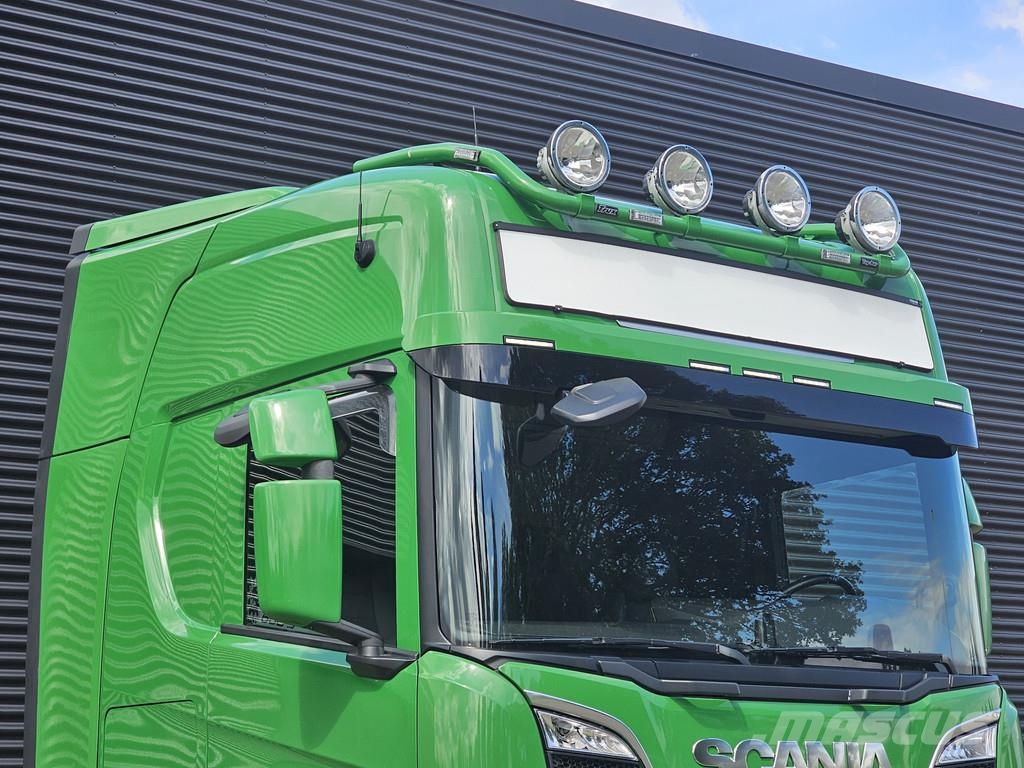 Scania S660 V8 6X2 BOOGIE / RETARDER / FULL AIR / 2 TANKS وحدات الجر