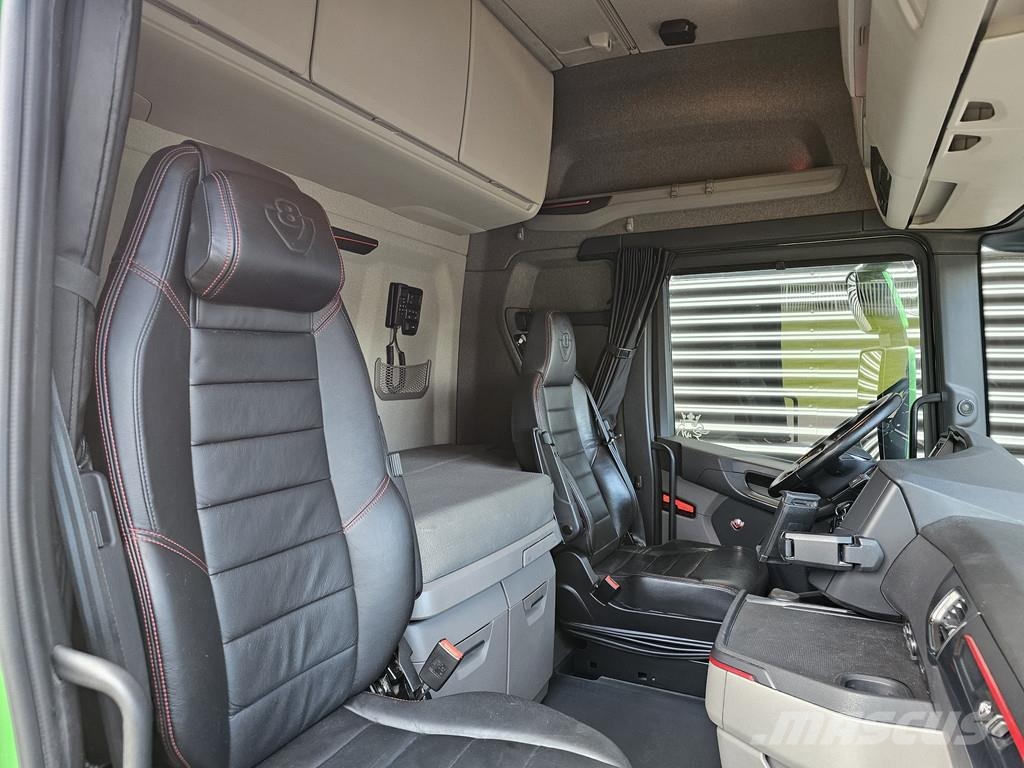 Scania S660 V8 6X2 BOOGIE / RETARDER / FULL AIR / 2 TANKS وحدات الجر