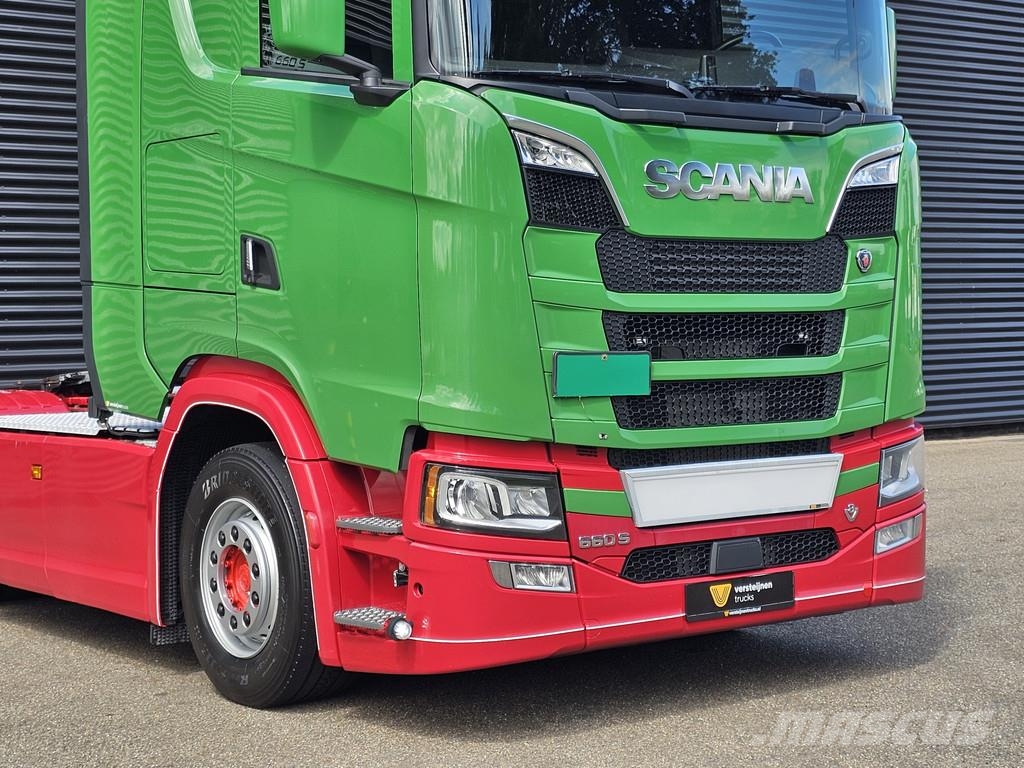 Scania S660 V8 6X2 BOOGIE / RETARDER / FULL AIR / 2 TANKS وحدات الجر