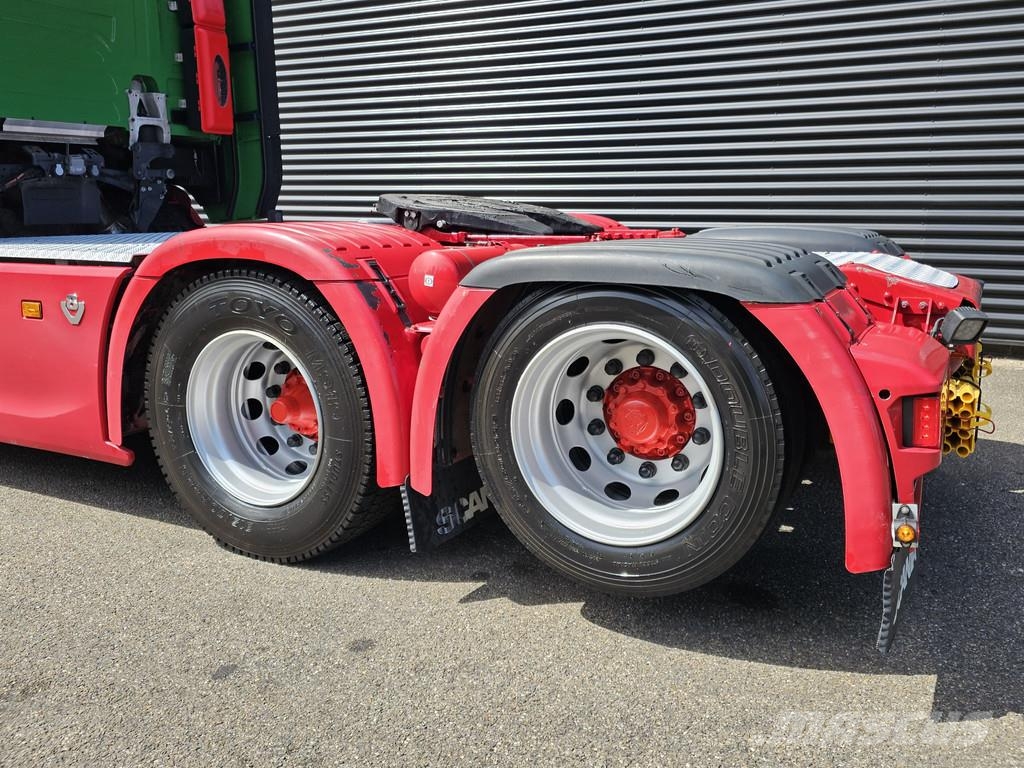 Scania S660 V8 6X2 BOOGIE / RETARDER / FULL AIR / 2 TANKS وحدات الجر