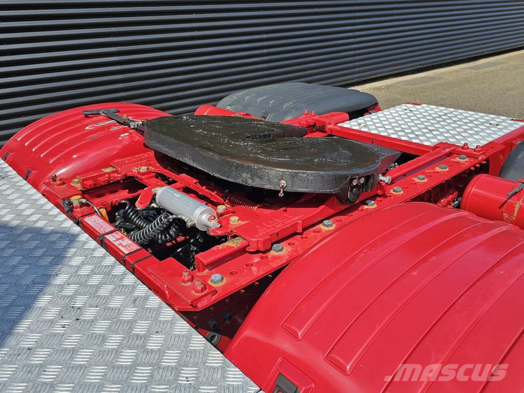 Scania S660 V8 6X2 BOOGIE / RETARDER / FULL AIR / 2 TANKS وحدات الجر