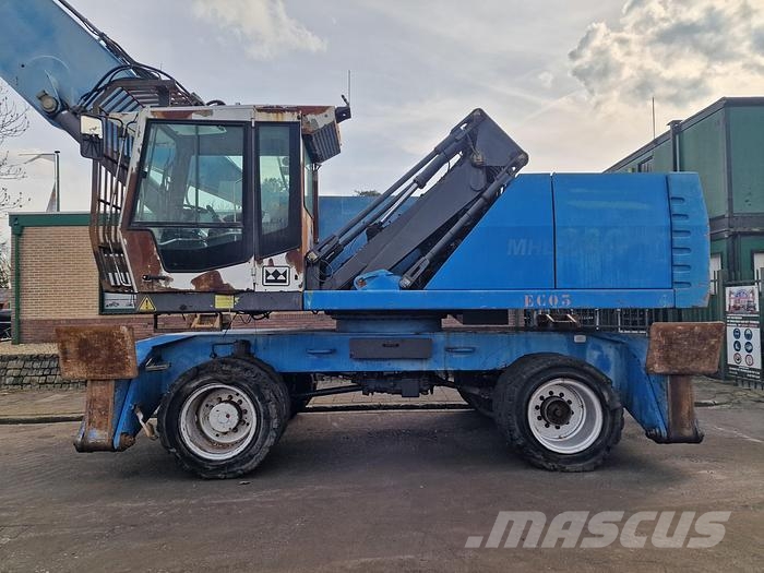 Terex FUCHS MHL 360 Materialumschlag
