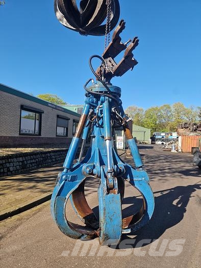 Terex FUCHS MHL 360 Materialumschlag