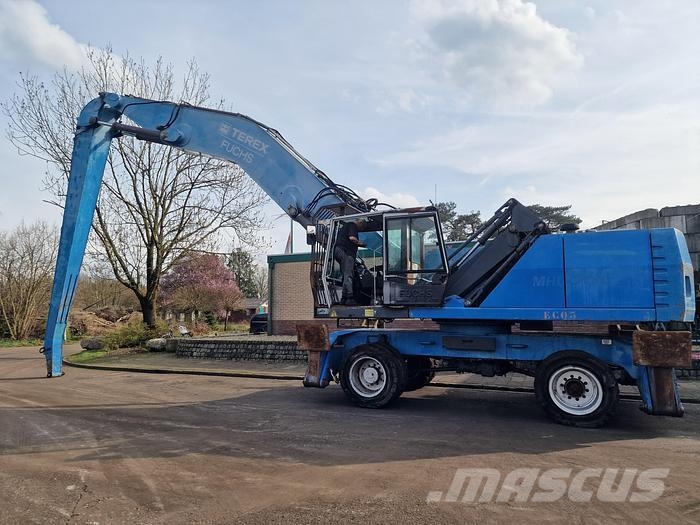 Terex FUCHS MHL 360 Materialumschlag