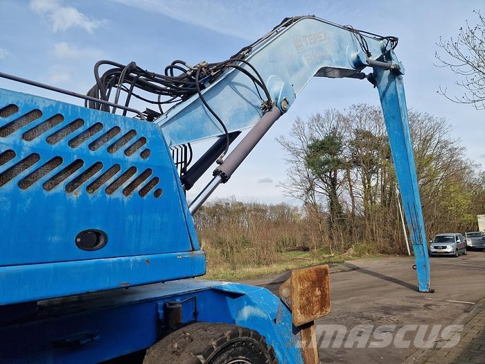 Terex FUCHS MHL 360 Materialumschlag
