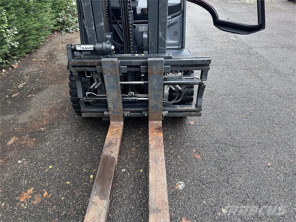 Linde H35D Diesel heftrucks