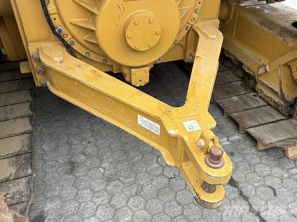 CAT D6-20 LGP بلدوزرات مجنزرة