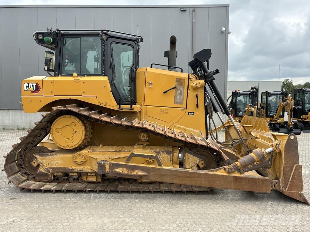 CAT D6-20 LGP بلدوزرات مجنزرة