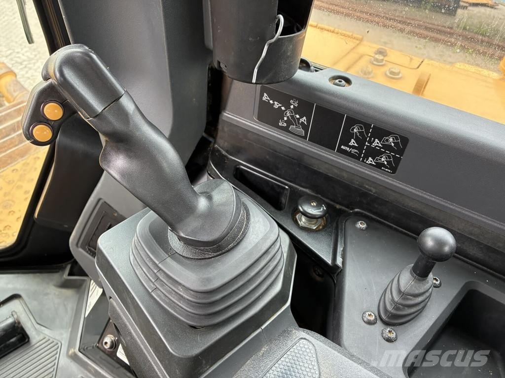 CAT D6-20 LGP بلدوزرات مجنزرة