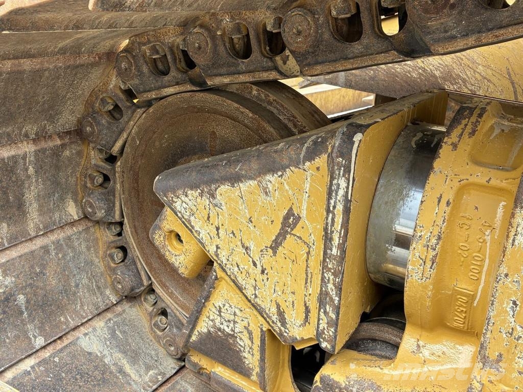 CAT D6-20 LGP بلدوزرات مجنزرة