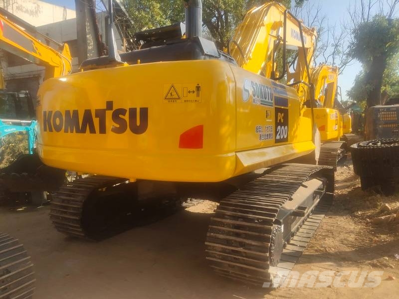 Komatsu PC200 Εκσκαφείς με ερπύστριες
