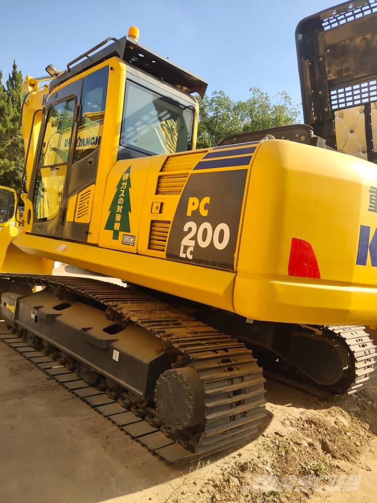 Komatsu PC200 Εκσκαφείς με ερπύστριες