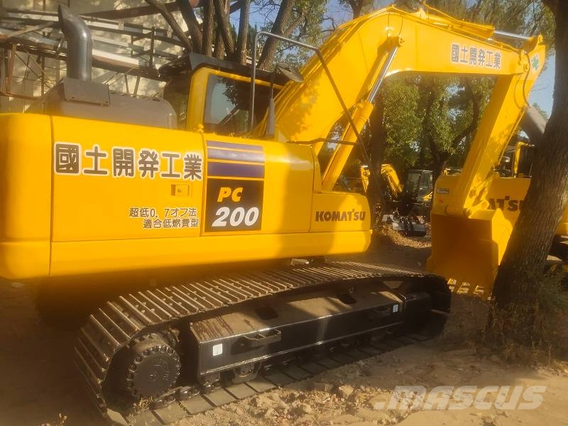 Komatsu PC200 Εκσκαφείς με ερπύστριες