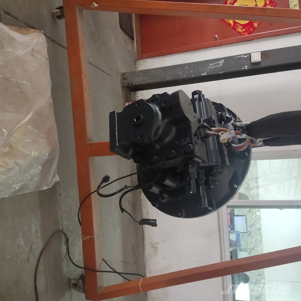 Komatsu pc138 Hydraulic Pump 708-1L-00550 708-1L-00551 Getriebe