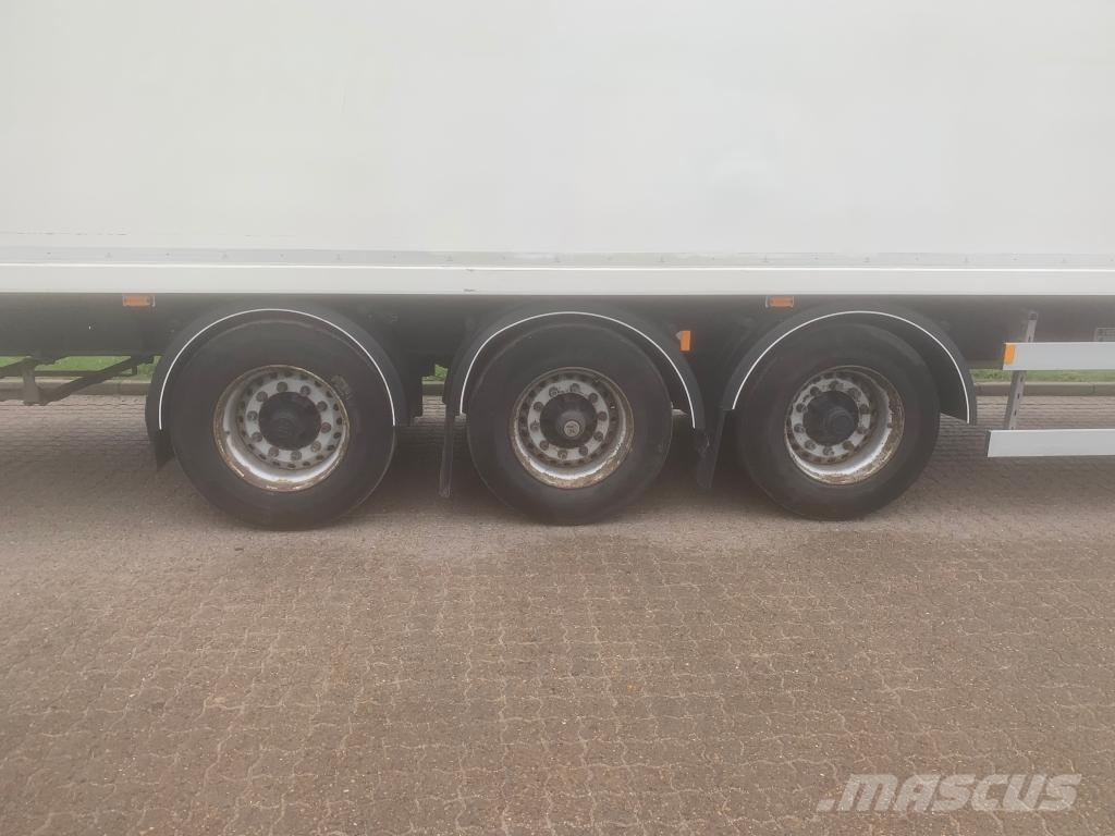 AB EKERI OY Trailer Reefer Full Side Opening - Single نصف مقطورات بدرجة حرارة قابلة للضبط