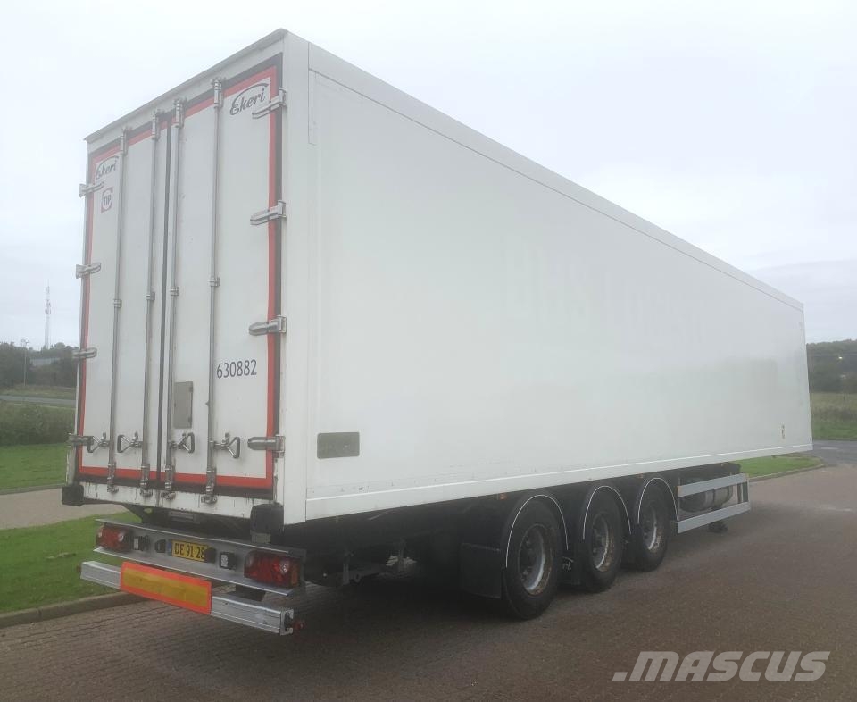 AB EKERI OY Trailer Reefer Full Side Opening - Single نصف مقطورات بدرجة حرارة قابلة للضبط