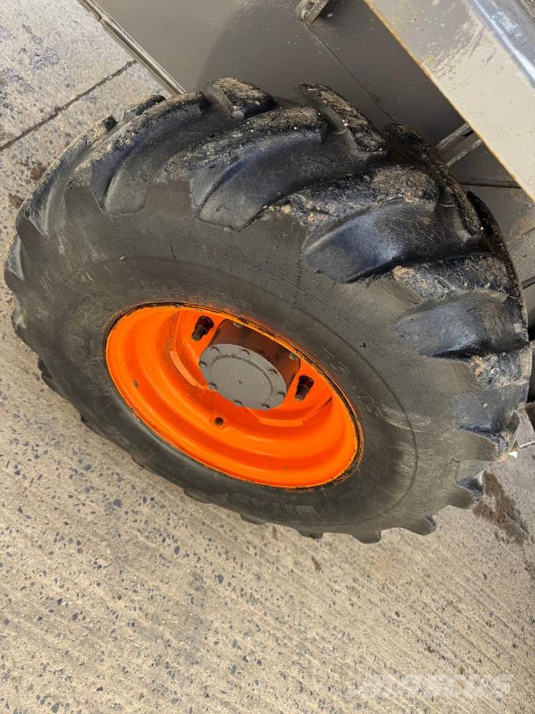 Ausa D 350 AH G Mezei dömperek