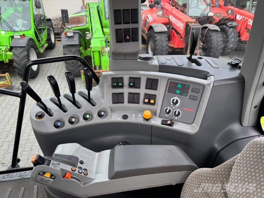 CLAAS AXION 850 CIS Traktorid
