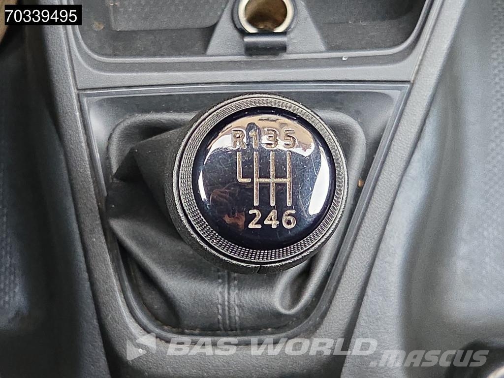 Renault Express 95pk ITV 08-2027 - L1H1 - Aire acondiciona شاحنة مقفلة