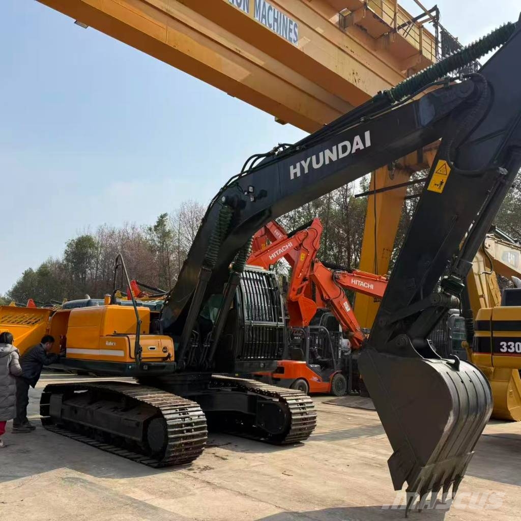 Hyundai Robex 220 LC-9 S Kāpurķēžu ekskavatori