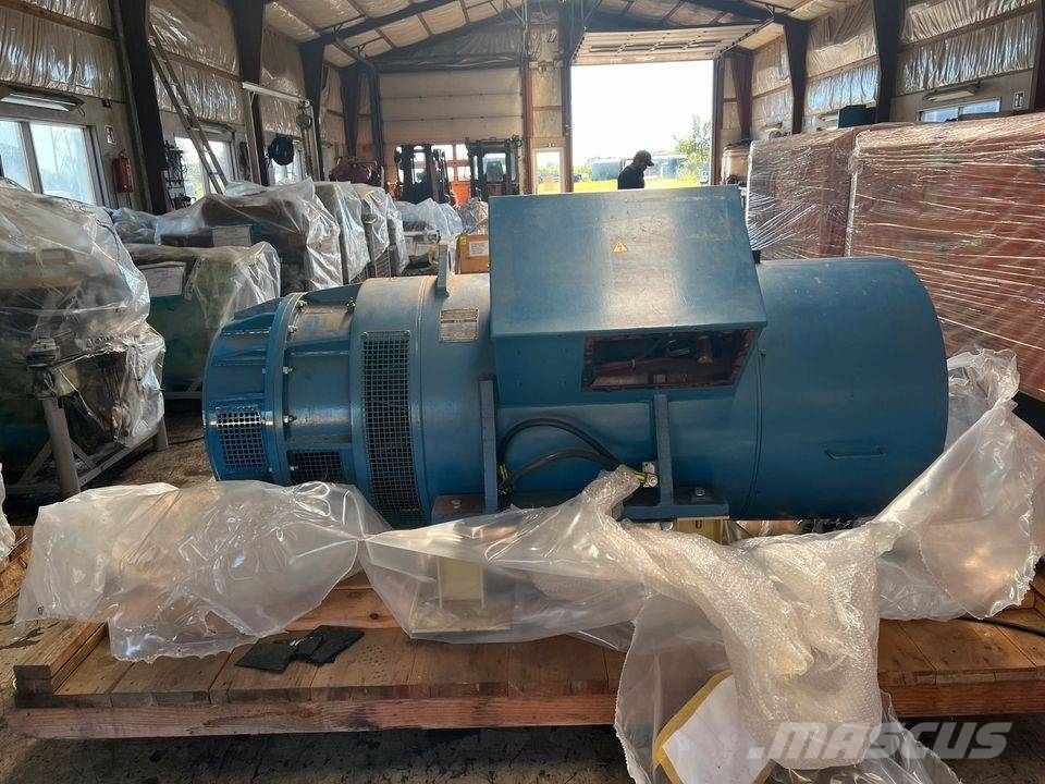AEG 800 KVA Alternator Naftové generátory