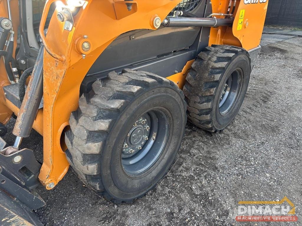 CASE SR175B 4x4 skid steer loader - high flow - 940 ho Skid steer mini nakladalci