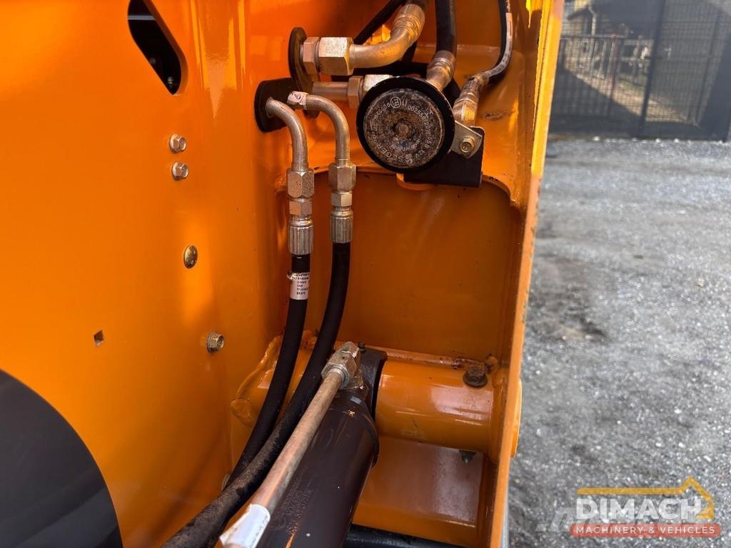 CASE SR175B 4x4 skid steer loader - high flow - 940 ho Skid steer mini nakladalci