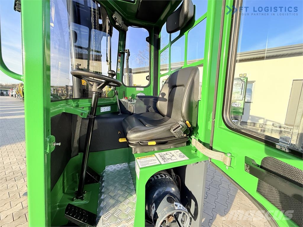 Combilift C4000 / GAS / TRIPLEX - 6900MM / FREE-LIFT / FULL Nelitietrukit