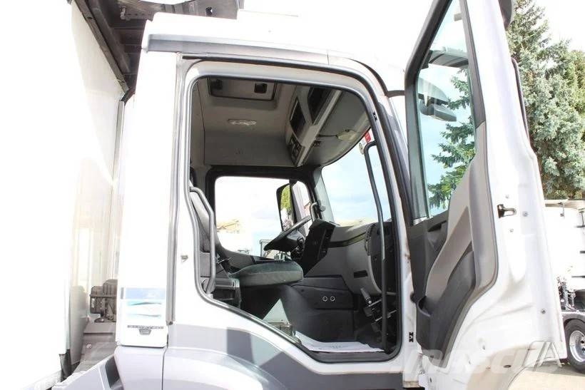 Mercedes-Benz Antos CS1250 - 045 溫控卡車