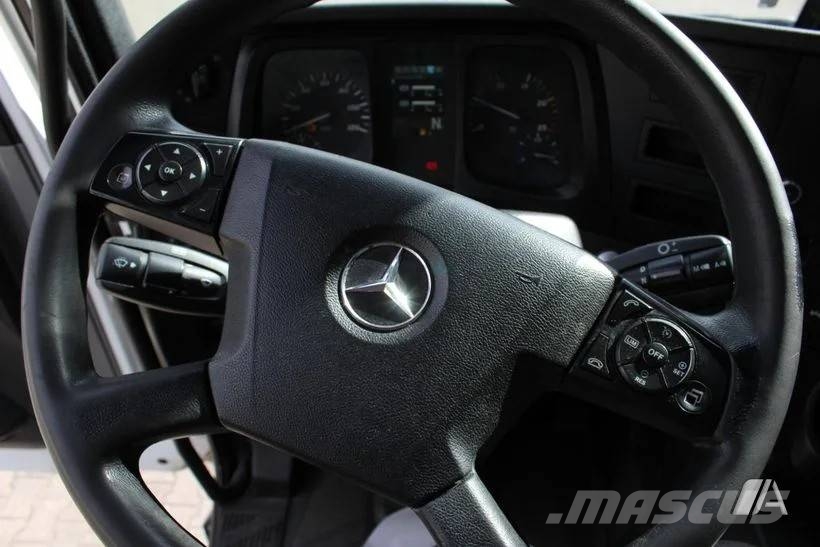 Mercedes-Benz Antos CS1250 - 045 溫控卡車