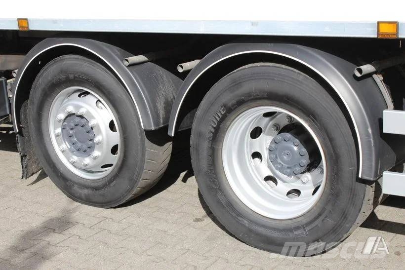Mercedes-Benz Antos CS1250 - 045 溫控卡車