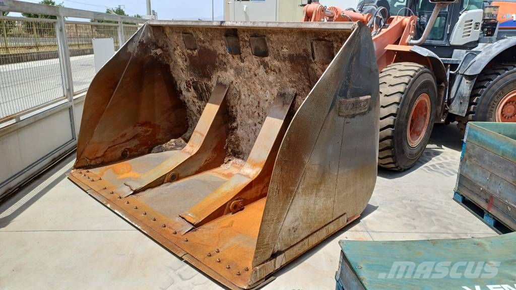Hitachi ZW 180-8 Wheel loaders