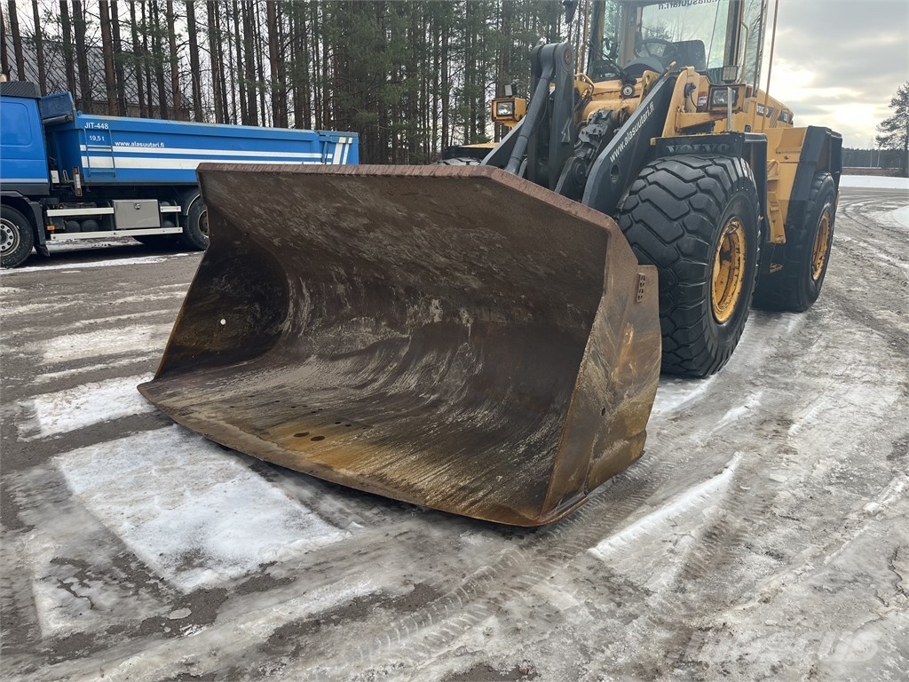 Volvo L 120 D Rataslaadurid