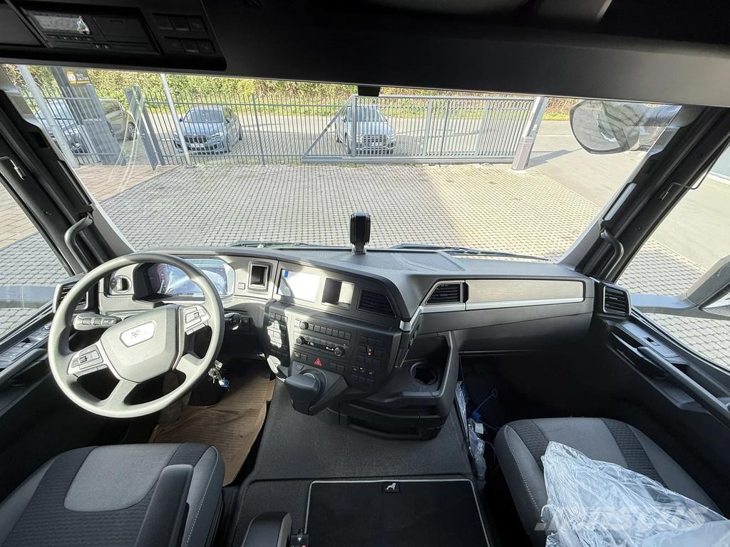 MAN TGS 26.520 TGS 26.520 LL 6x2 Hiab 228-4 Kran Multi Kotalni prekucni tovornjaki