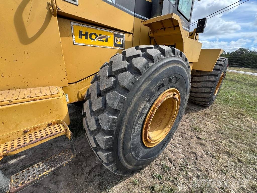CAT 950F II Kolesni nakladalci