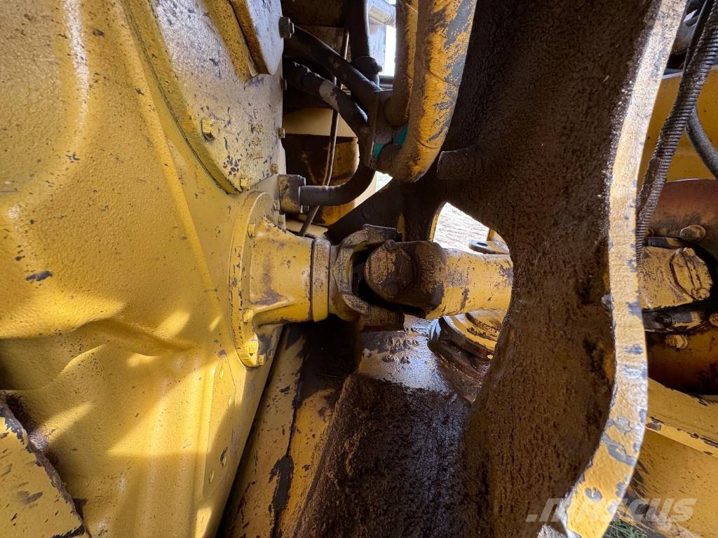 CAT 950F II Kolesni nakladalci