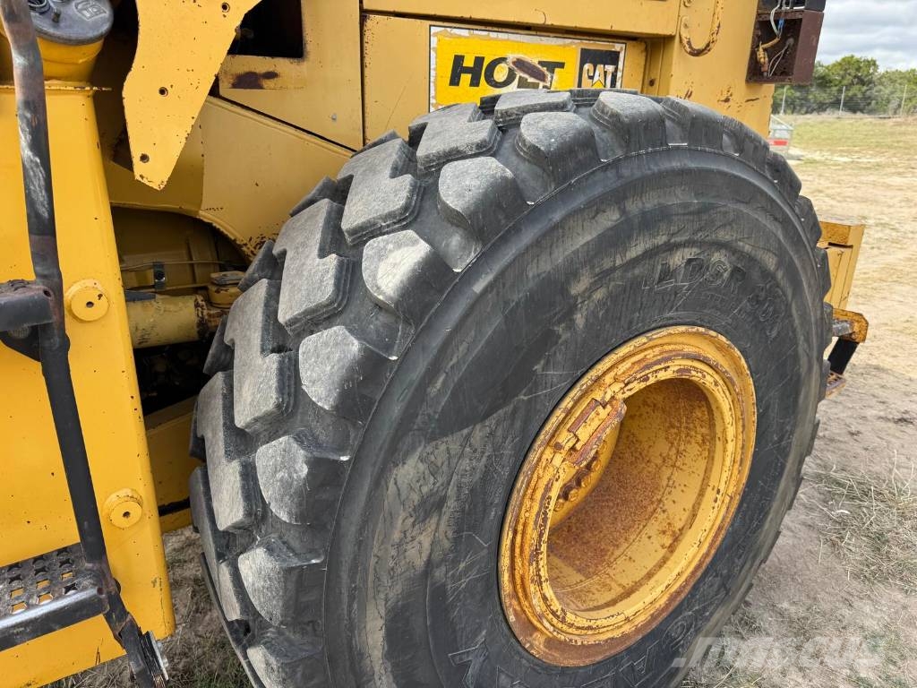 CAT 950F II Kolesni nakladalci