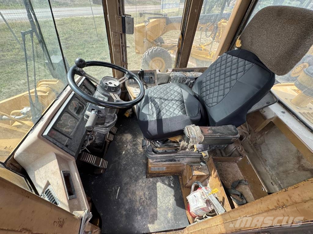 CAT 950F II Kolesni nakladalci