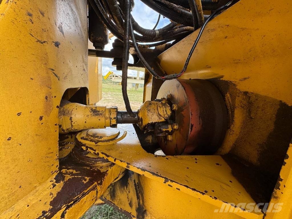 CAT 950F II Kolesni nakladalci