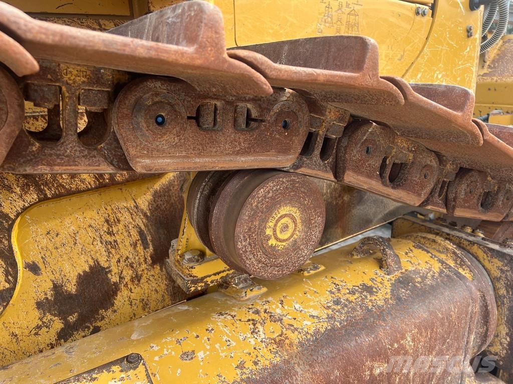 CAT D6 XL next generation . Buldozer sobre oruga