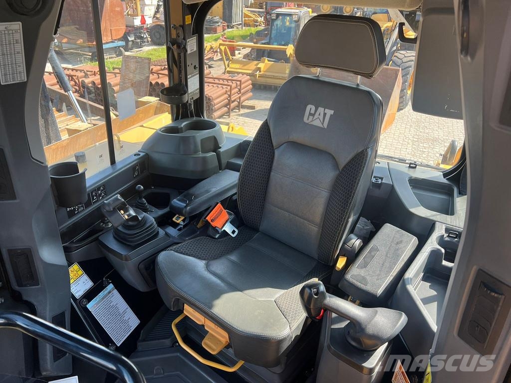 CAT D6 XL next generation . Buldozer sobre oruga