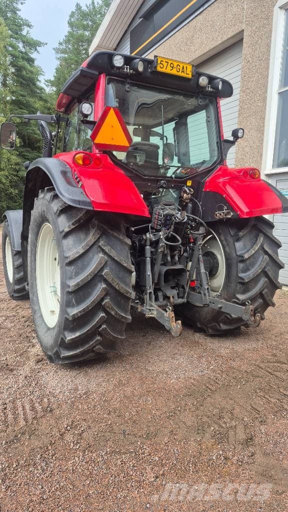 Valtra N 143 D Traktorit