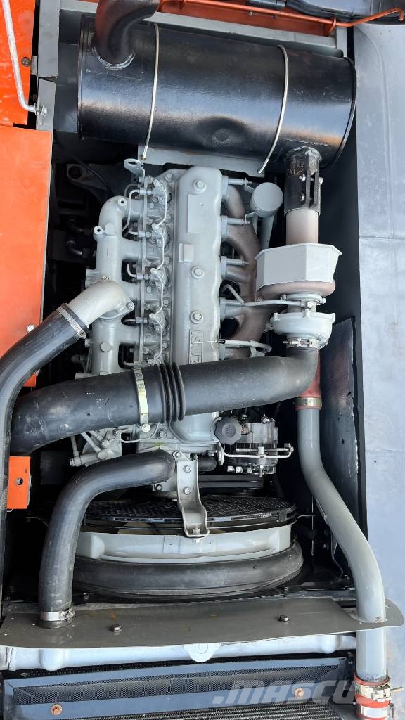 Hitachi ZX 200 LC Εκσκαφείς με ερπύστριες