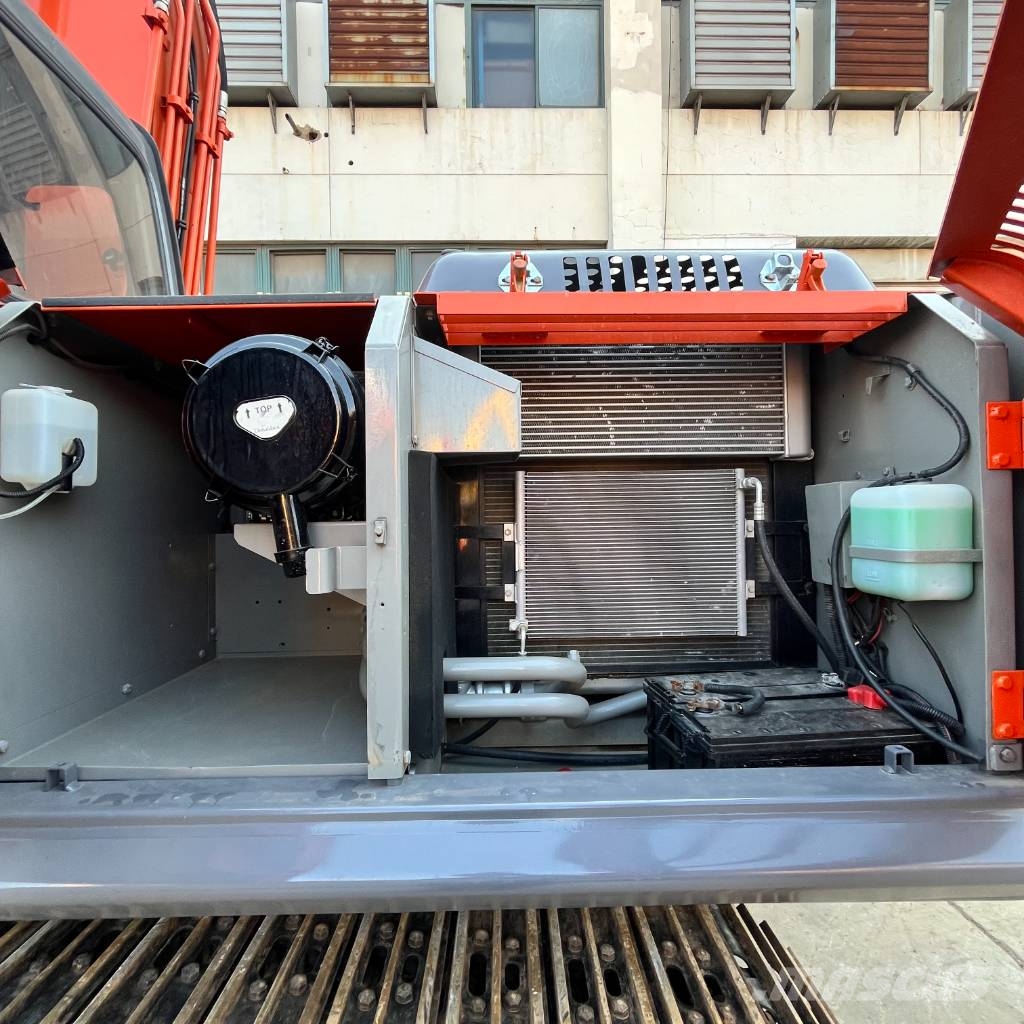 Hitachi ZX 200 LC Εκσκαφείς με ερπύστριες