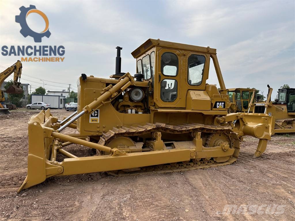 CAT D7G Buldožerji goseničarji