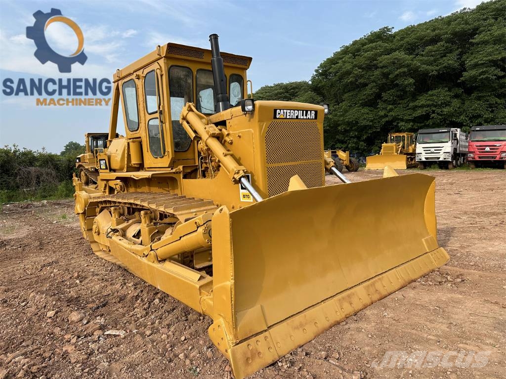 CAT D7G Buldožerji goseničarji