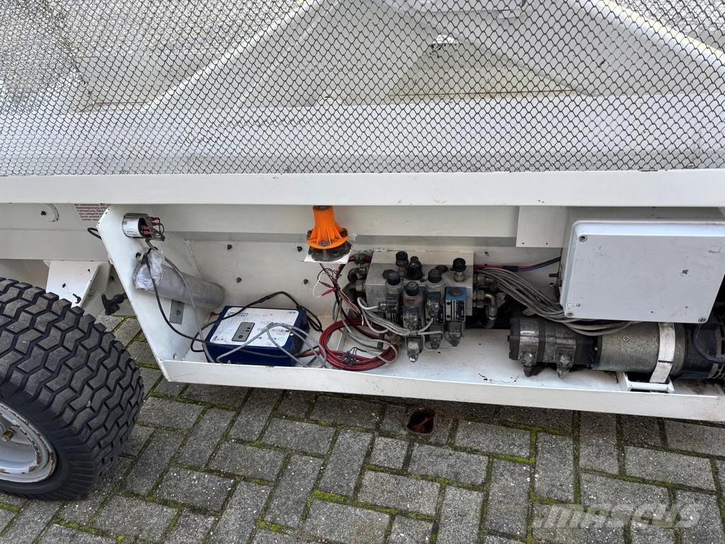 Holland Lift Monostar Y64EL14 Electric scissorlift Käärtõstukid